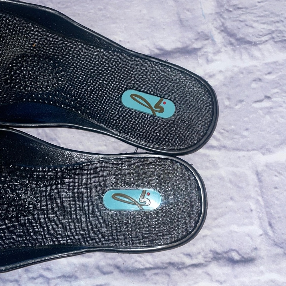 Oka B. Slides - Medium - Charcoal Gray with Black Bow - Picture 4 of 7